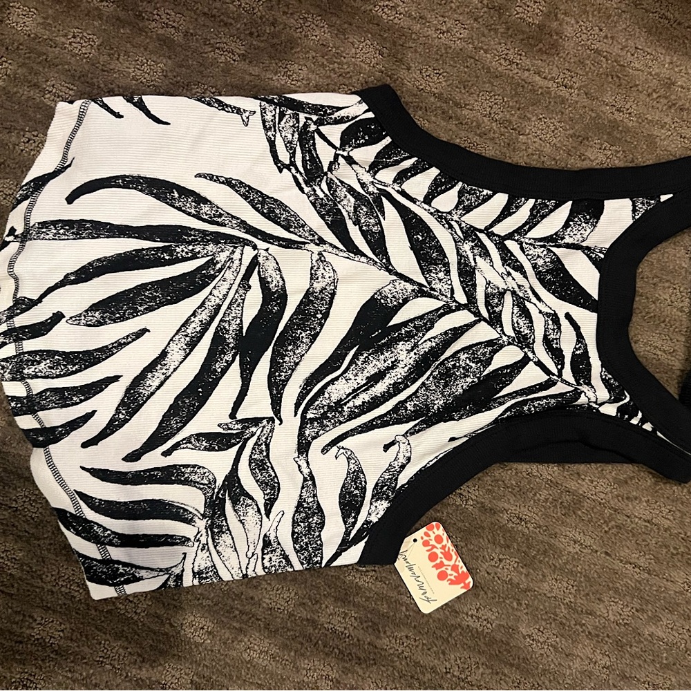 Free People black and white new with tags tank top size small